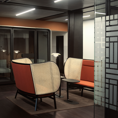 Cases Square - 500x500 bank invest 3
